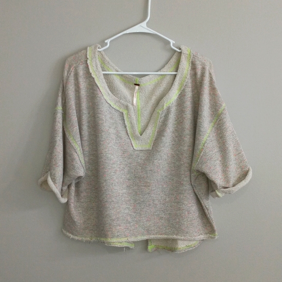 Free People Tops - Free People Heathered knit top w/ celery green piping